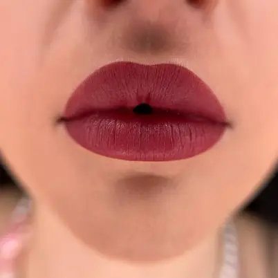 LineArtStudio · Beauty Line Berlin photo 9