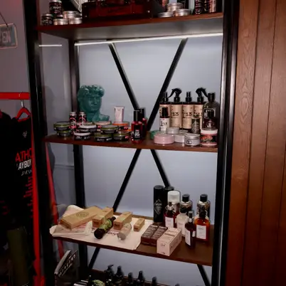044 Barbershop photo 6