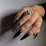 Kamila._.nails