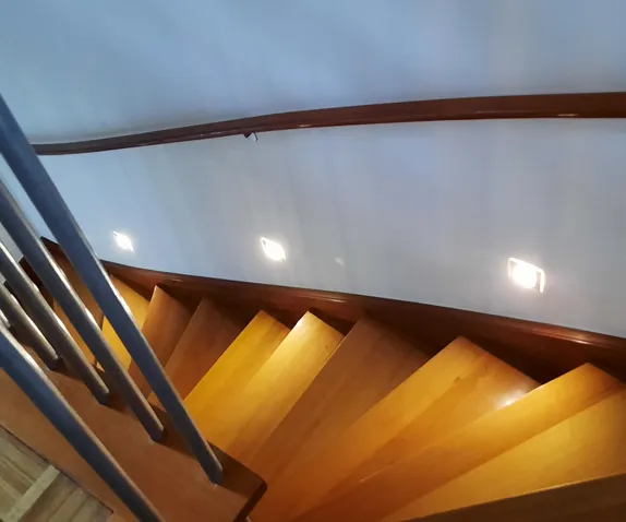 mainSlide
