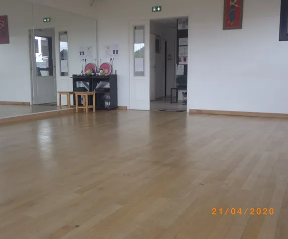 mainSlide