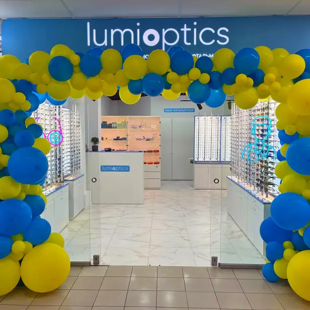 Lumi Optics в ТРЦ Piramida photo 1