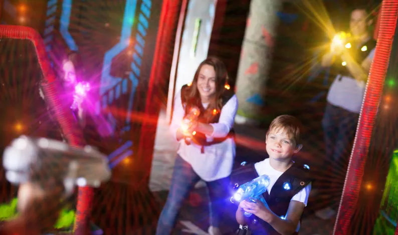Laser tag and virtual reality gaming center
