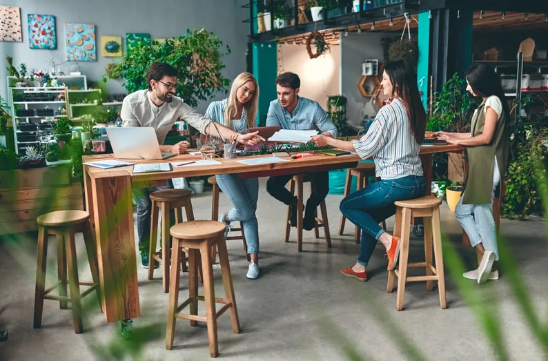 Arbeitsplatz im Loft-Stil