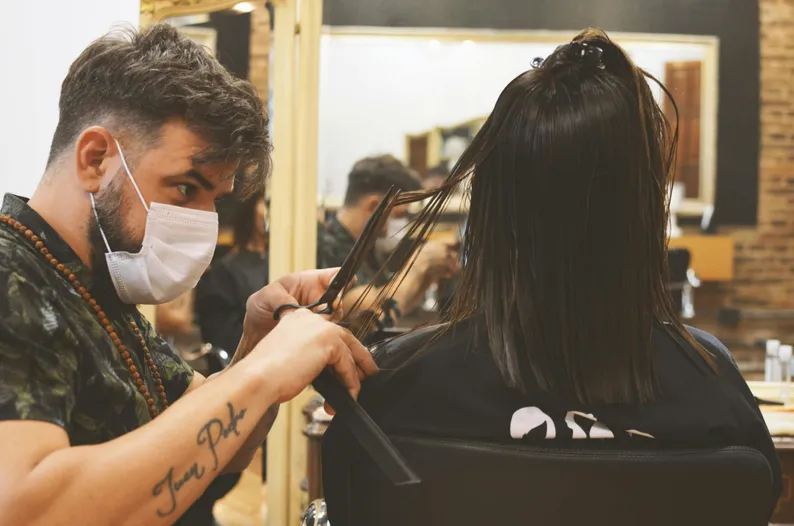 Beauty salon with online appointments in Prague