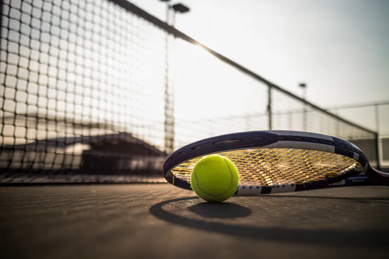 Outdoor tennis club