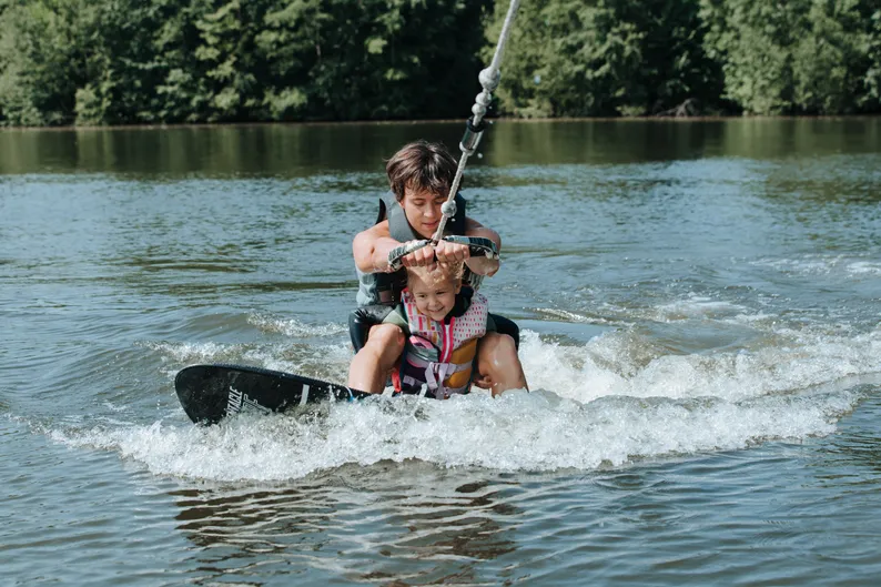 Wakeboarding als Geschäft