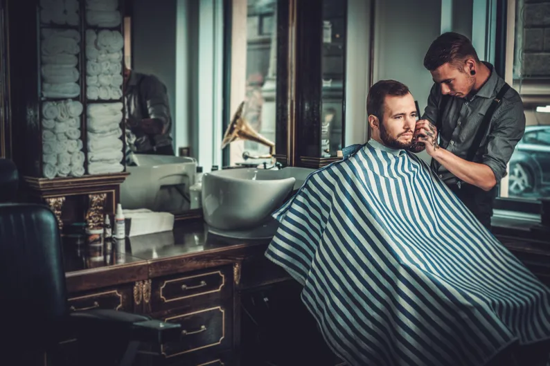 Opening a barbershop in Italy
