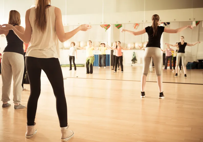 Tanzlehrer im Tanzstudio