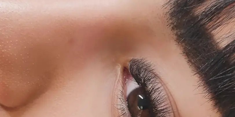 Lady Lashes photo 4