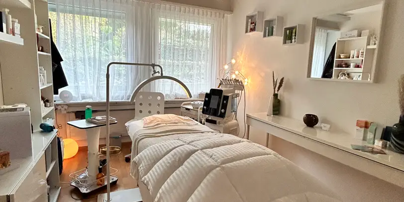 Derma & Body Heal by Carolina photo 4