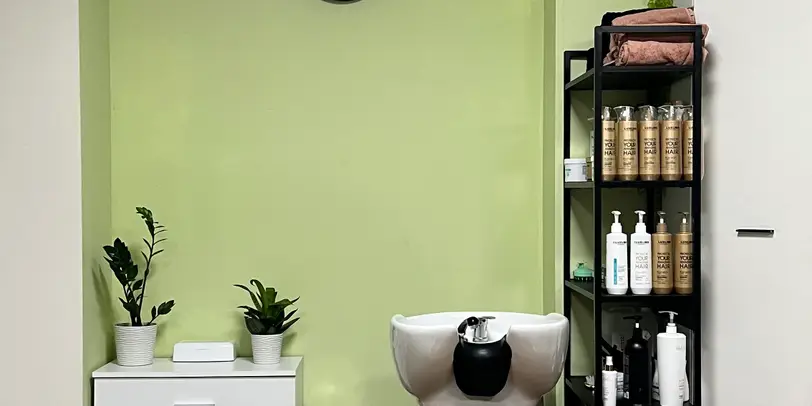 YARA hair treatment studio photo 16
