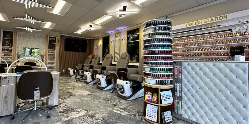 Desire Nails & Spa - Nail Salon Portland Oregon photo 4