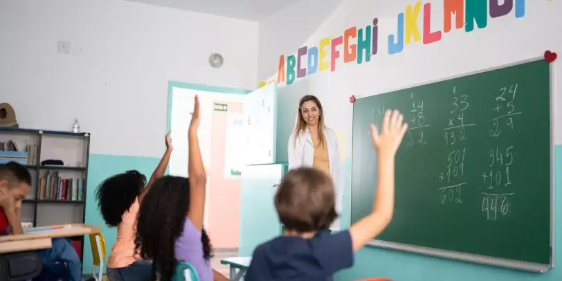 SmartZone · Sala de Explicações: O Ambiente Ideal para Aulas e Sessões de Estudo photo 1