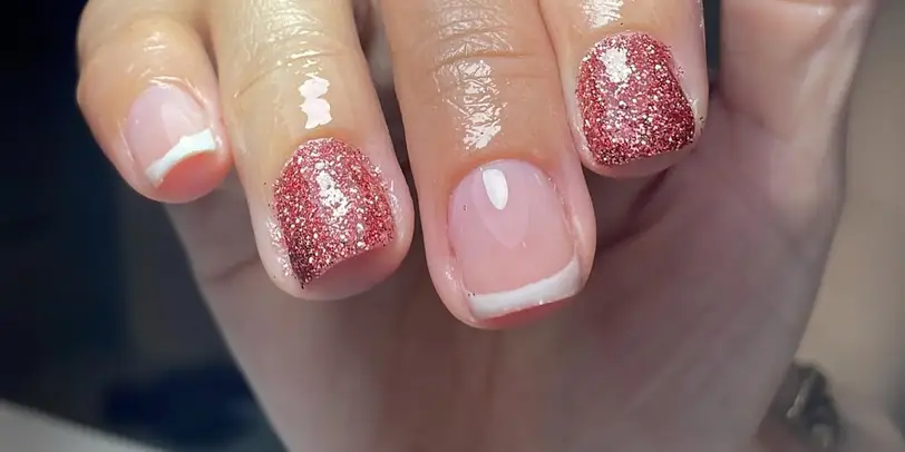 Yasmin nails photo 4