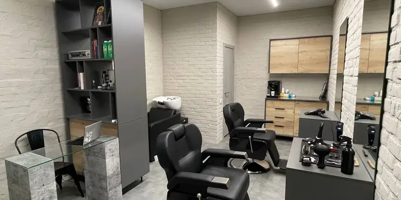 servant barber photo 1
