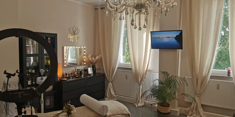 Beauty Room by Nils photo 1