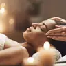 Ayurveda Gesichtsmassage