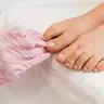 Частковий педикюр