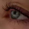 WIMPERNLIFTING MIT FÄRBEN