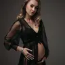 Примірка суконь