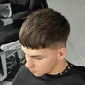 Чоловіча стрижка