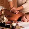Alugue a Nossa Sala de Massagens por 1 Hora e 30 Minutos: Um Espaço Tranquilo para o Bem-Estar dos