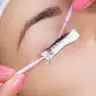 Wimpern Entfernung