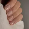 Maniküre für Damen