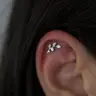 PIERCING ORELHA: Flat / Scapha Hélix