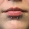 PIERCING BOCA: Dolphin Bites