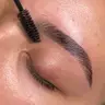 Design de Sobrancelha Personalizado (Threading a Linha) + Buço
