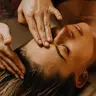 Авторський масаж обличчя (Signature Facial Massage)