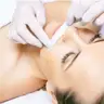 Oberlippe Waxing
