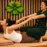 Traditionelle Thai Massage (ohne Öl) 90 Minuten.