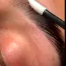 Augenbrauen Lifting mit färben