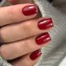 Манікюр з однотонним покриттям