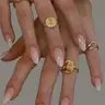 Baby-Boomer Nails
