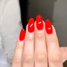 Nagelverlängerung mit Farbe