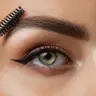 Depilación y tinte cejas