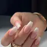 Unhas de gel com extensão