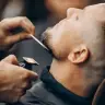 Стрижка бороди та вусів