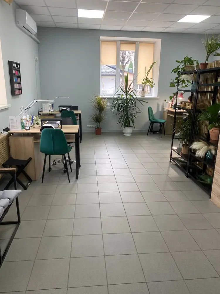 Студія манікюру OSTRIV photo 2
