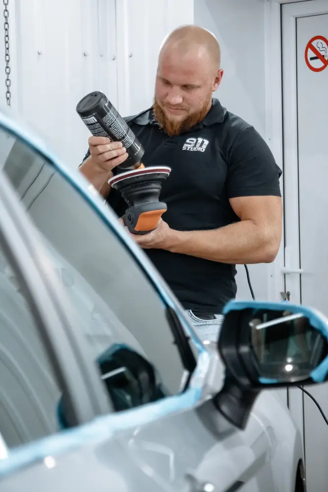 911 Studio на Бандери photo 3