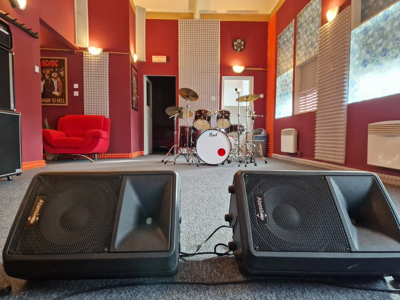 Drop-D Music Studio - Zkušebny a Nahrávaní photo 13