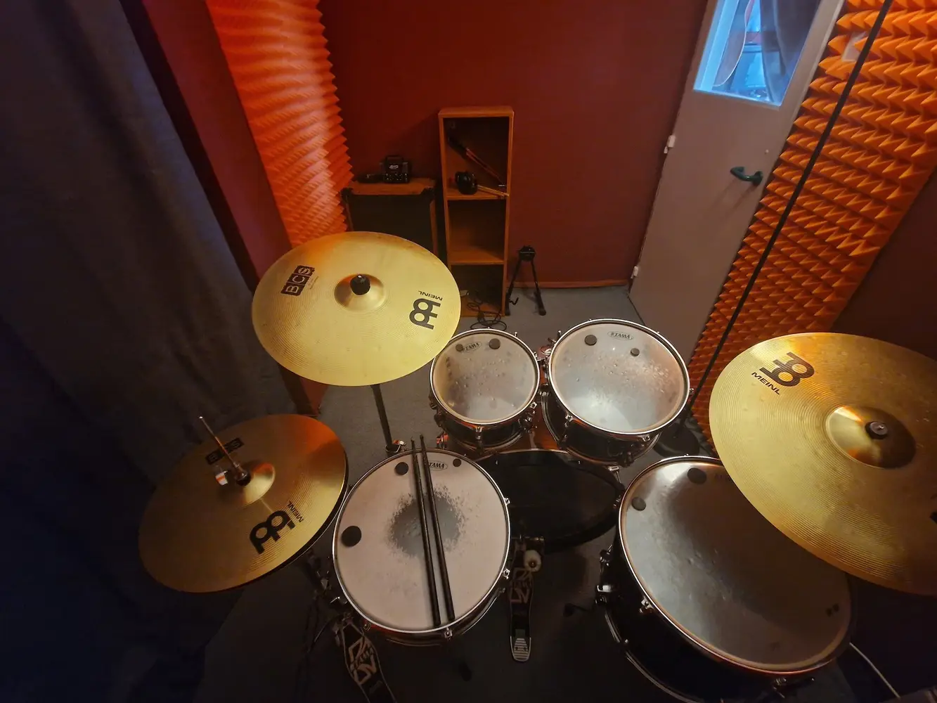 Drop-D Music Studio - Zkušebny a Nahrávaní photo 17