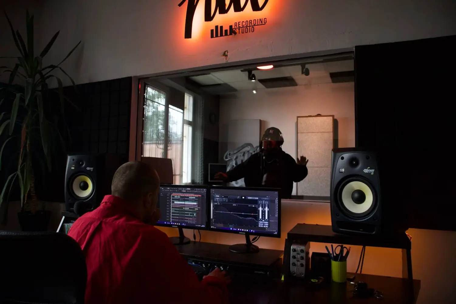 Nice recording studio photo 6