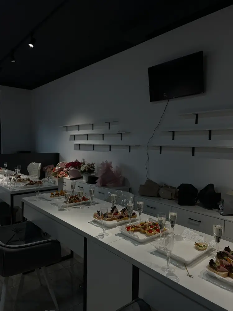 ZHENET BEAUTY LAB photo 3