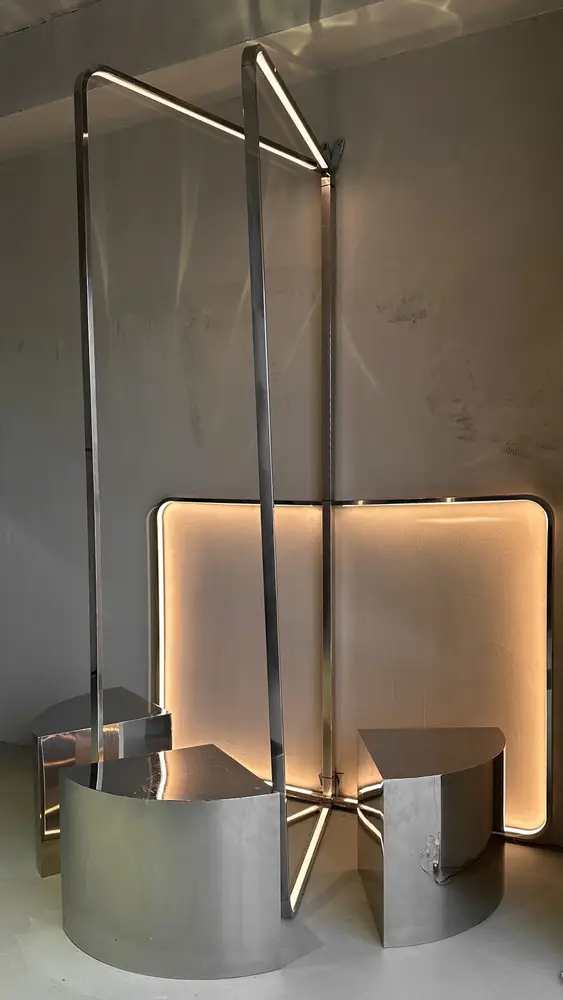 6th floor studio photo 11