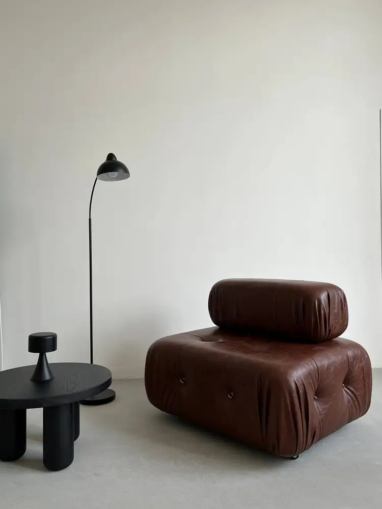 Studio 19 photo 2